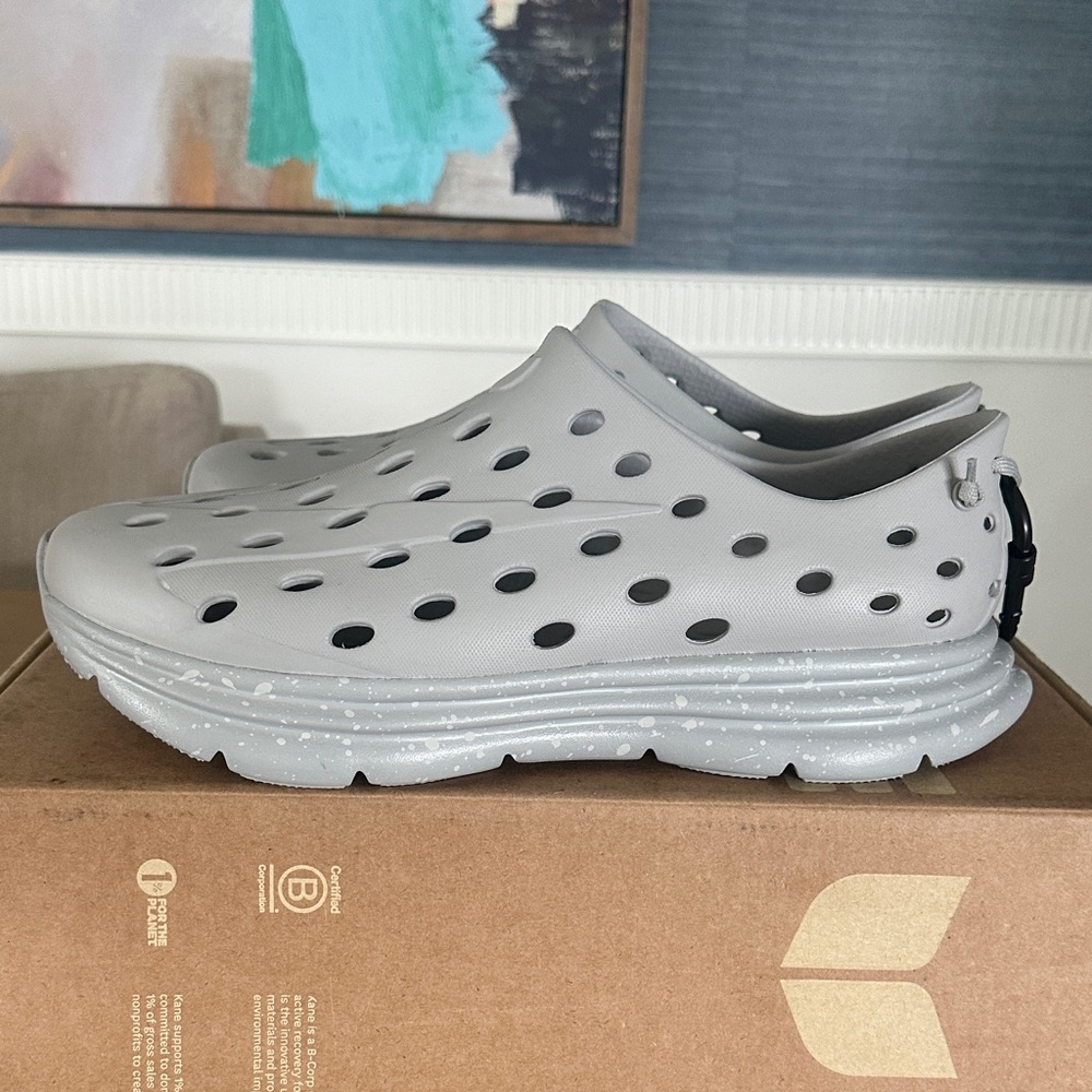 Kane revive shoes -Stone 14